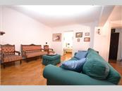 Apartament in vila 3 cam COTROCENI, pret inchiriere 730 EUR&nbsp;&nbsp;&nbsp;<a href='http://www.vilecotroceni.ro/details/apartament-in-vila-3-camere-cotroceni-730-eur-inchiriere-kpa0457' style='text-decoration:none;'><span style='color:#d89f2a;font-weight:bold;'>...detalii</span></a>